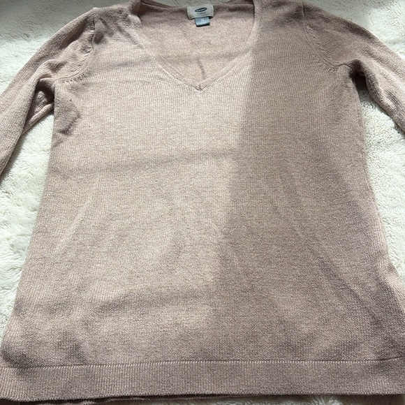 Old Navy Tan V-Neck Long Sleeve Top Size XS | Neutral Basic | Soft Knit Casual | - Picture 3 of 4